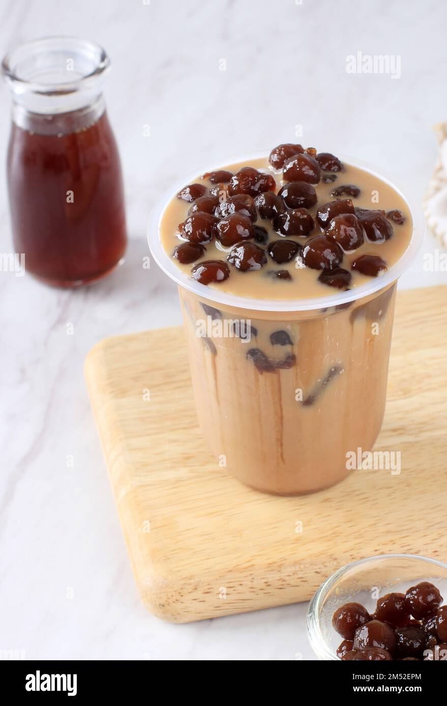Thé au lait avec tapioca Pearl Banque D'Images