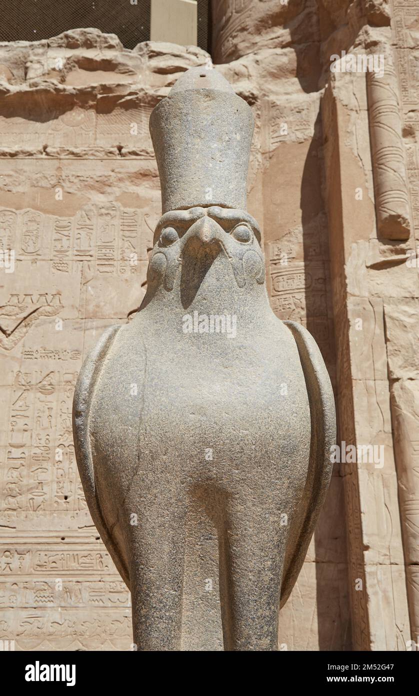 Edfu, le temple d'Horus, est largement considéré comme le temple le mieux préservé d'Égypte Banque D'Images