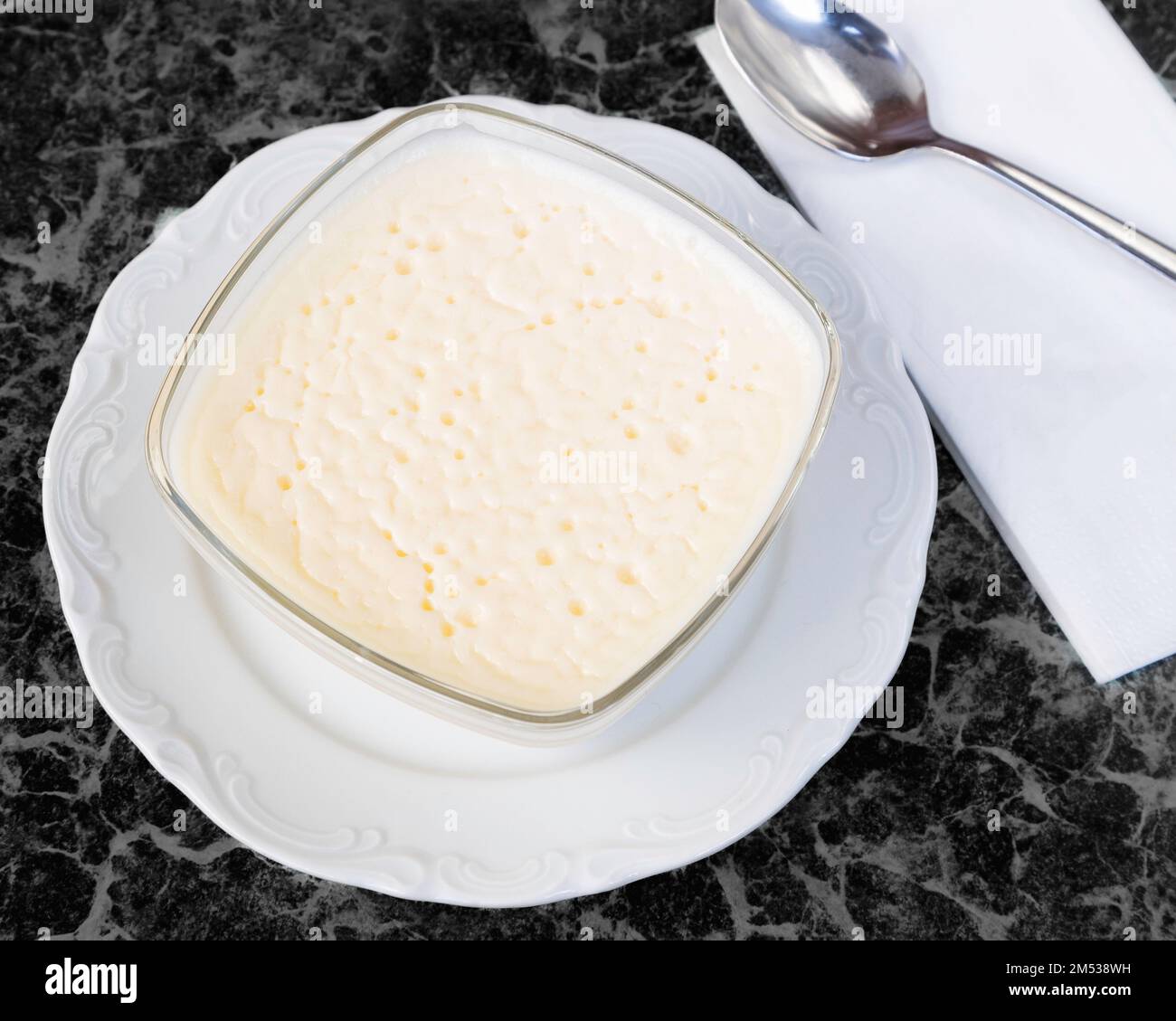 Délicieux desserts turcs traditionnels ; Keskul Banque D'Images