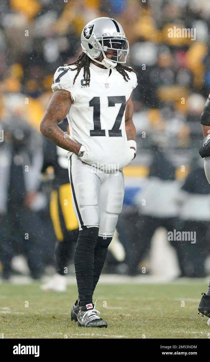 Pittsburgh, Pennsylvanie, États-Unis. 24th décembre 2022. 24 décembre 2022 : Davante Adams #17 pendant les Pittsburgh Steelers vs Las Vegas Raiders dans Pittsburgh PA au stade Acrisure. Brook Ward/AMG (image de crédit: © AMG/AMG via ZUMA Press Wire) crédit: ZUMA Press, Inc./Alamy Live News Banque D'Images