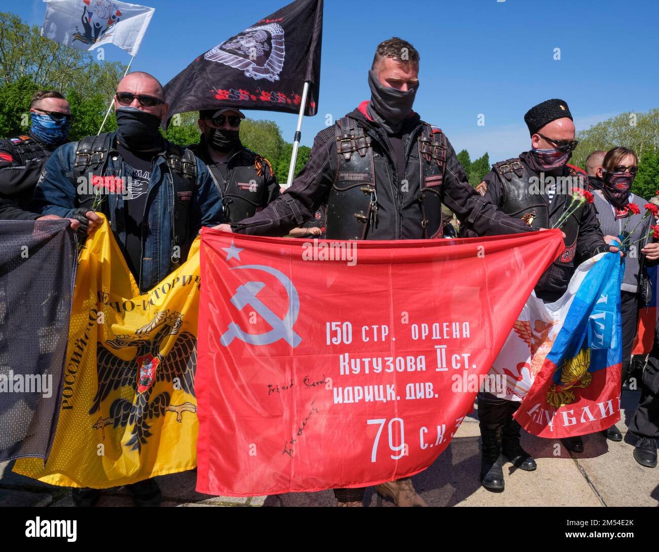 Allemagne, Berlin, 09. 05. 2020, jour de la victoire (sur le fascisme d'Hitler), Mémorial soviétique de Berlin-Treptow, loups de nuit, moto russe et Rocker Club Banque D'Images