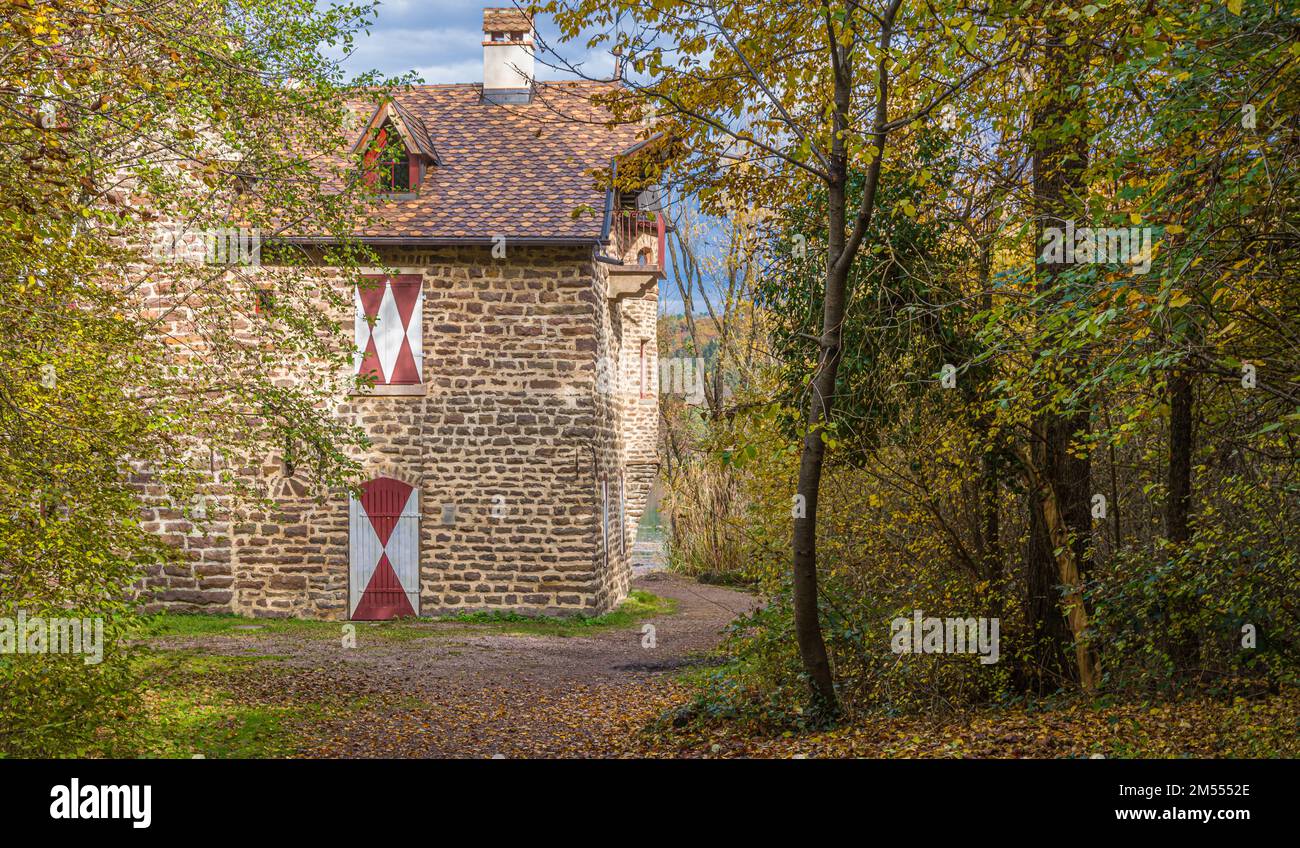 Château du lac de Monticolo dans le Tyrol du Sud, province de Bolzano, Trentin-Haut-Adige, Italie, Europe. Château du lac Montiggl Banque D'Images