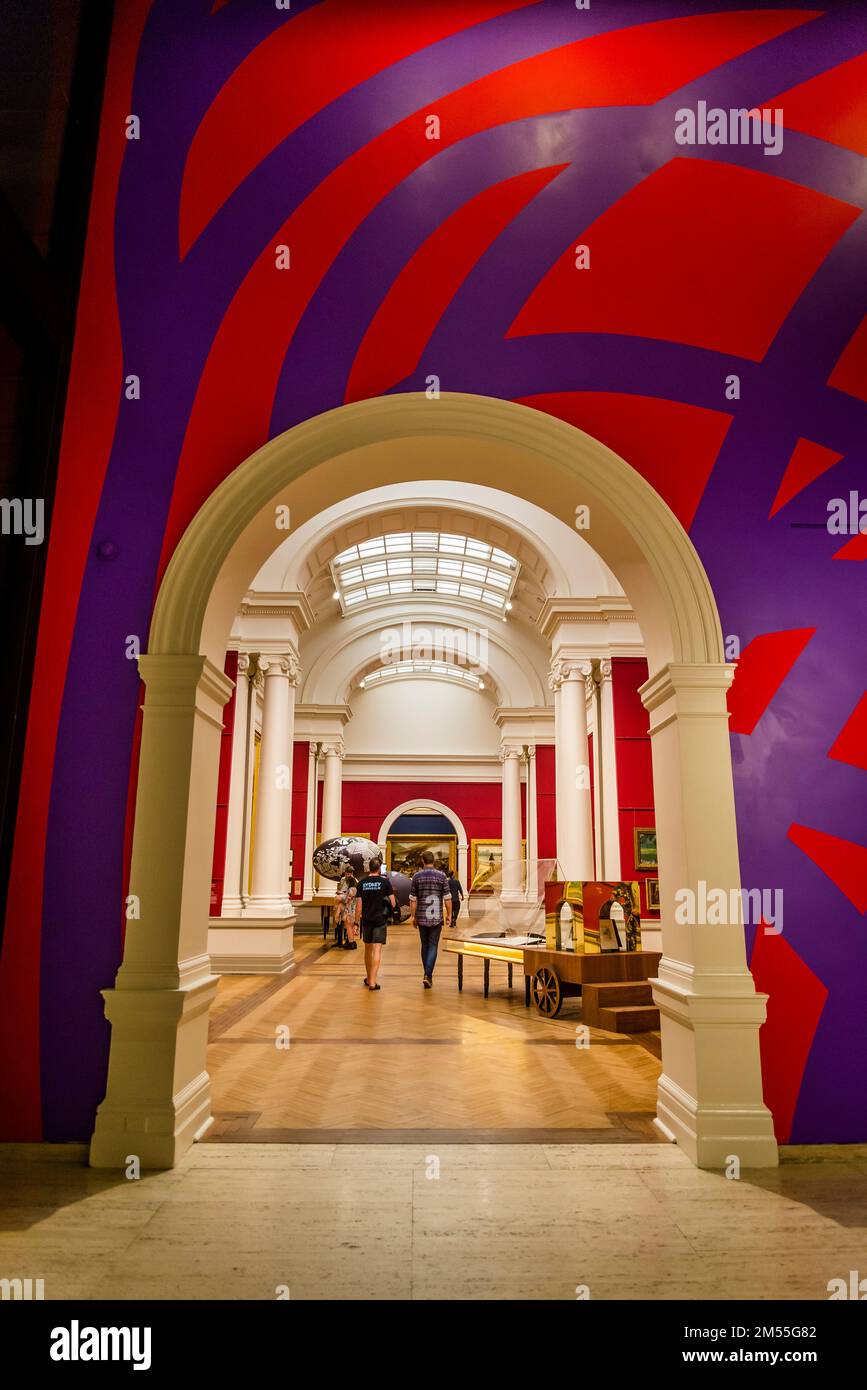 Sol LeWitt: Affinités et résonances, une étonnante peinture murale de 300 mètres carrés intitulée dessin de mur #955: doopy, la galerie d'art de New Sout Banque D'Images