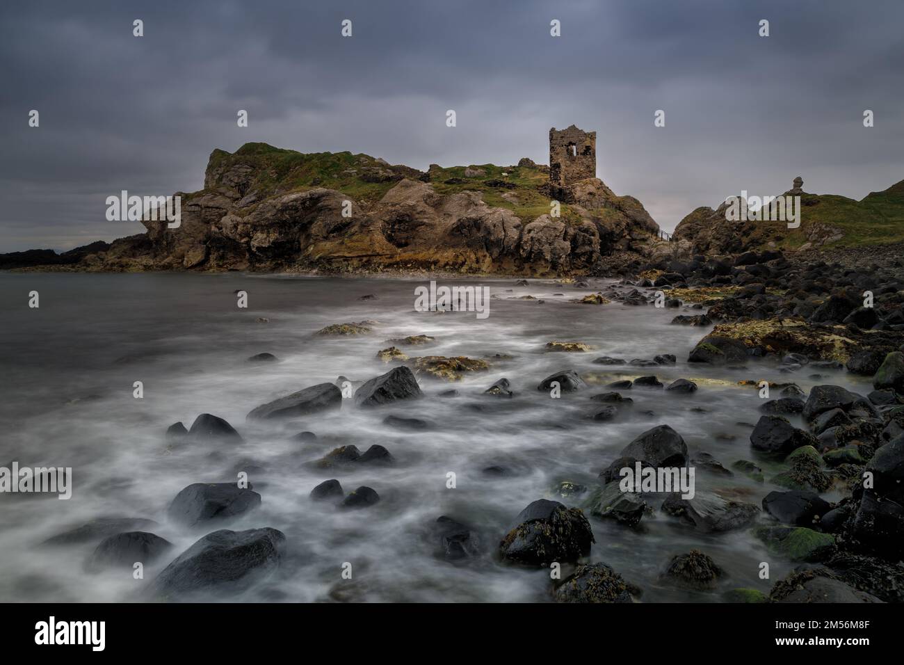 Kinbane Head, château de Kinbane, comté d'Antrim, Irlande du Nord Banque D'Images