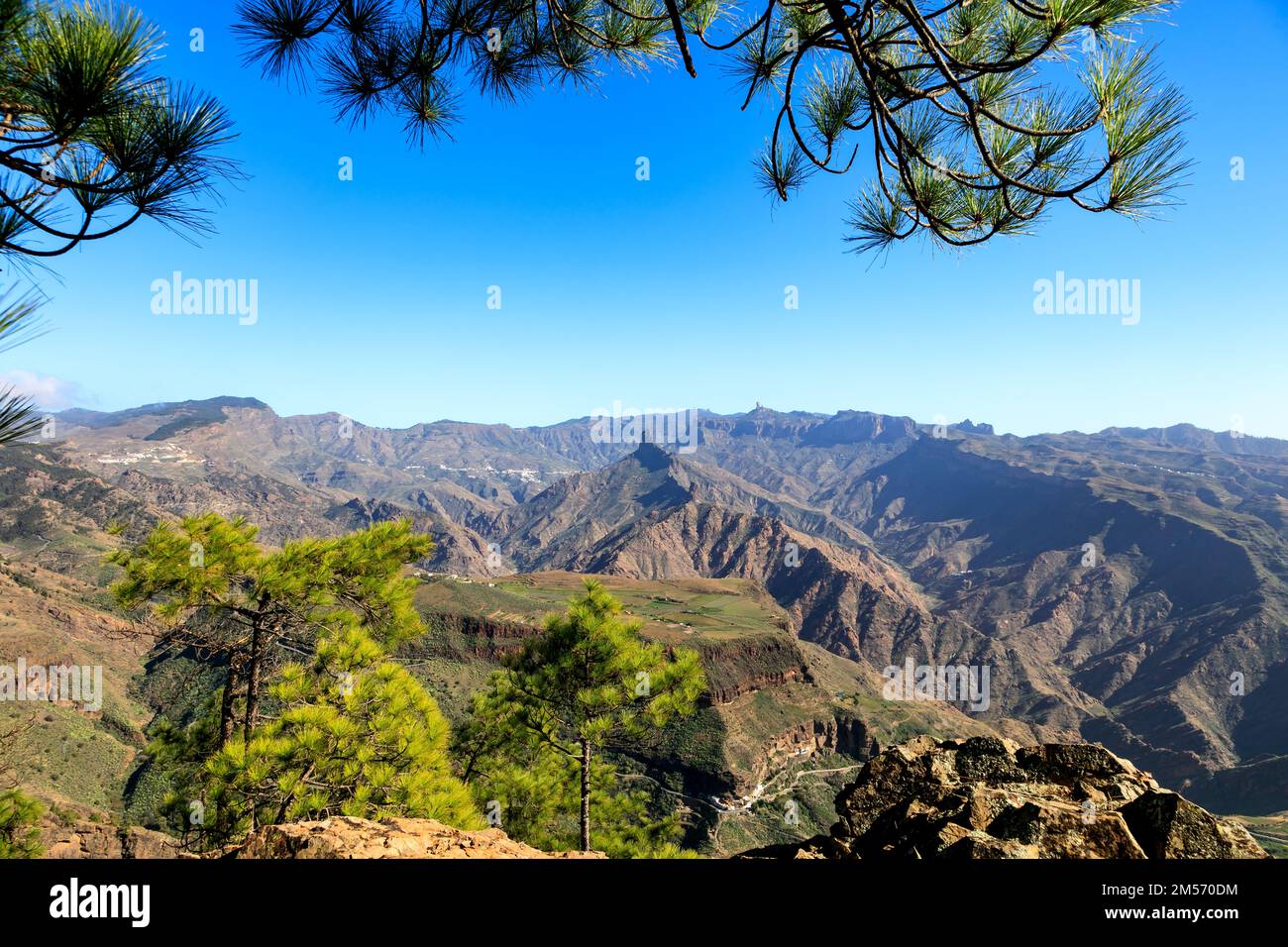 Vue du Montana de Altavista à Roque Bentyga et Roque Nublo, Gran Canaria, Espagne Banque D'Images