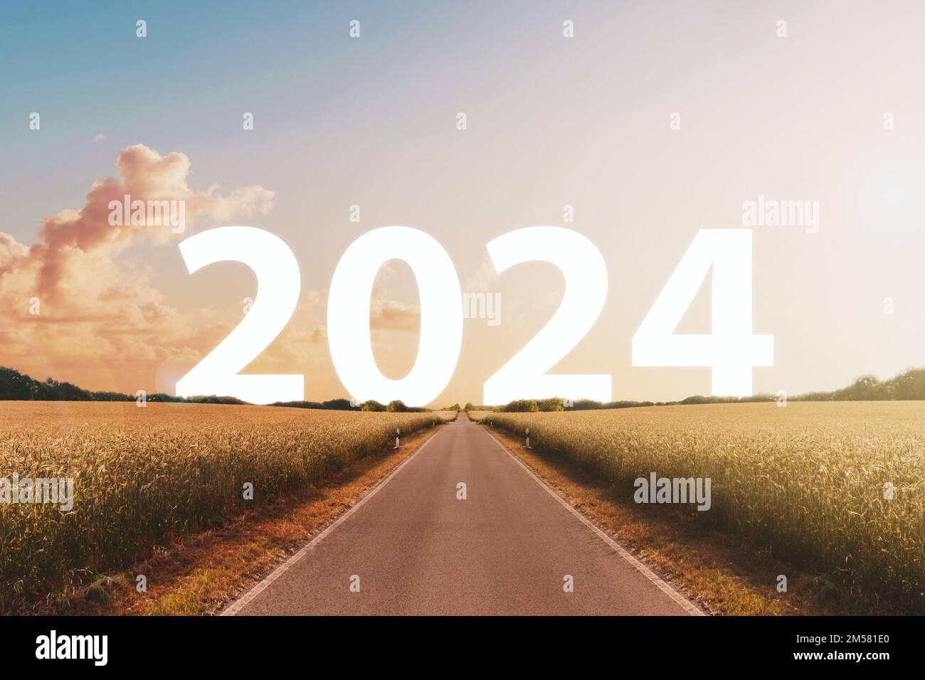 Bonne année 2024 concept - route ou autoroute avec texte Banque D'Images