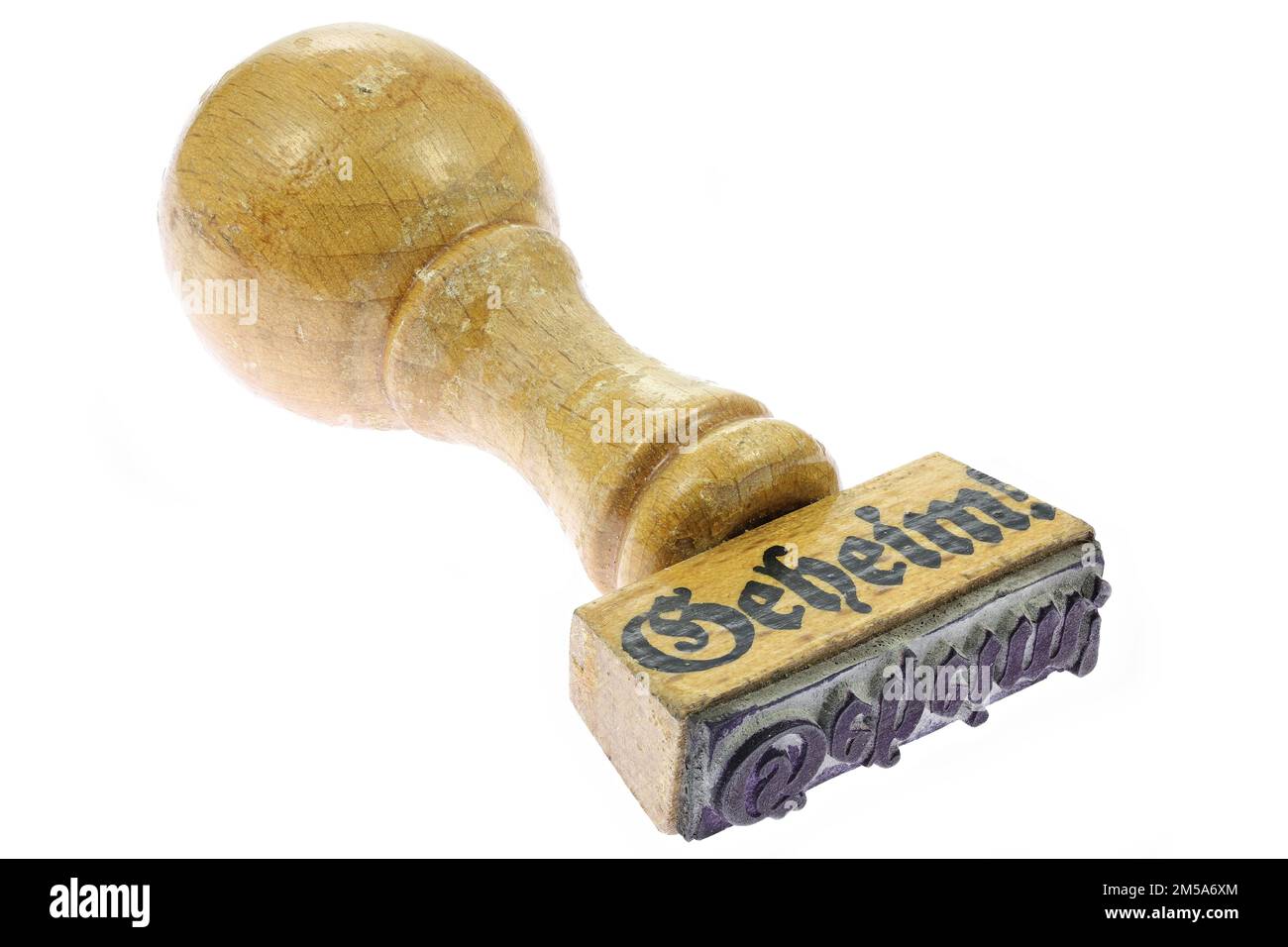 Timbre en caoutchouc vintage avec le mot allemand « Geheim! » (confidentiel) Banque D'Images