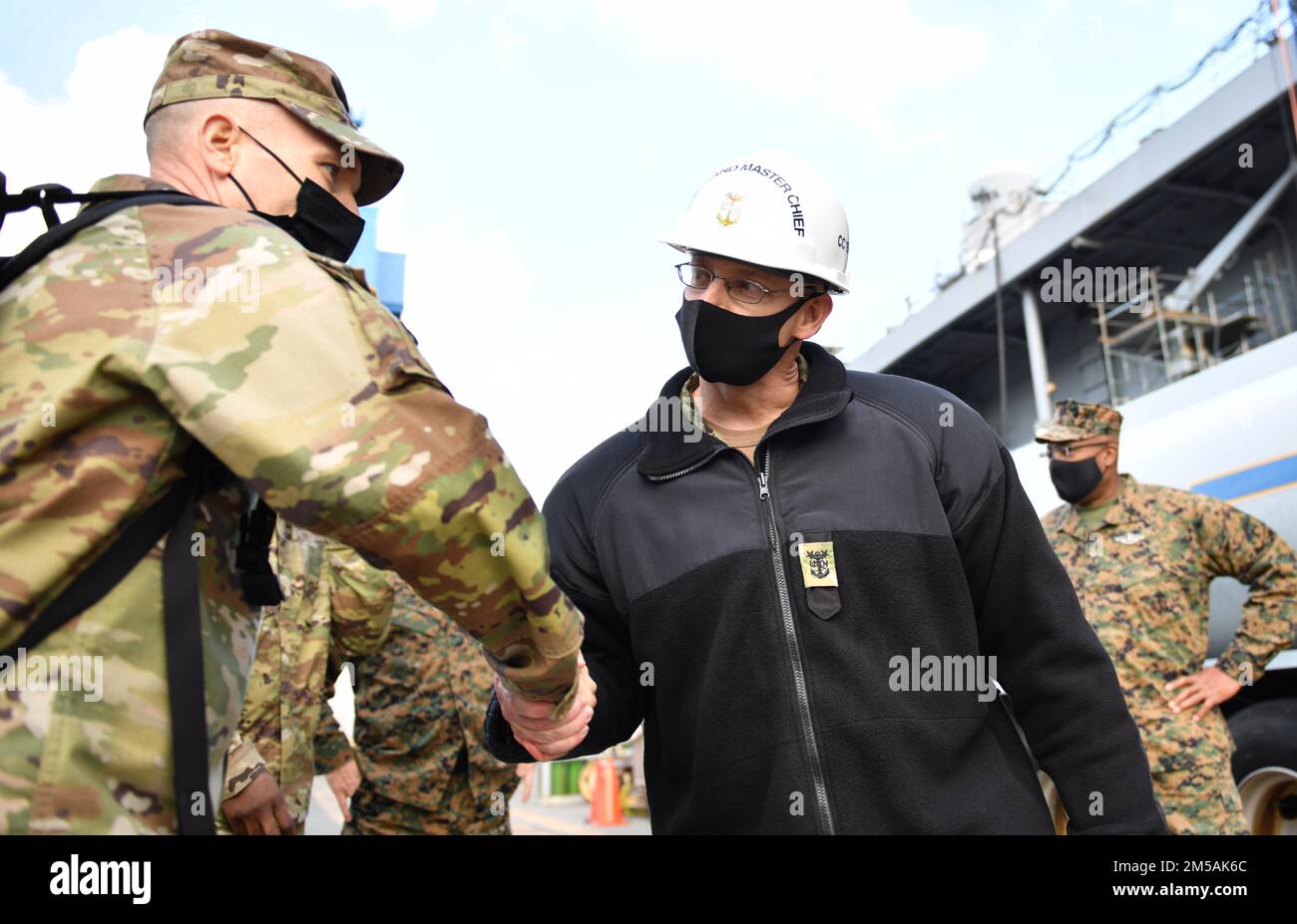 YOKOSUKA, Japon (16 février 2022) - USS Blue Ridge, navire amiral de la ...