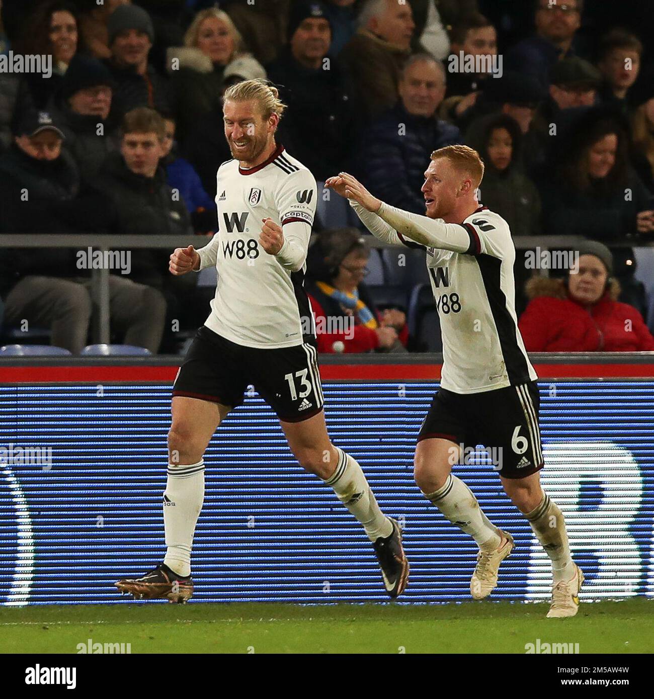 Londres, Royaume-Uni. 27th décembre 2022. Tim Ream de Fulham a obtenu 0-2 points et fête lors du match de la Premier League entre Crystal Palace et Fulham à Selhurst Park, Londres, Angleterre, le 26 décembre 2022. Photo de Ken Sparks. Utilisation éditoriale uniquement, licence requise pour une utilisation commerciale. Aucune utilisation dans les Paris, les jeux ou les publications d'un seul club/ligue/joueur. Crédit : UK Sports pics Ltd/Alay Live News Banque D'Images