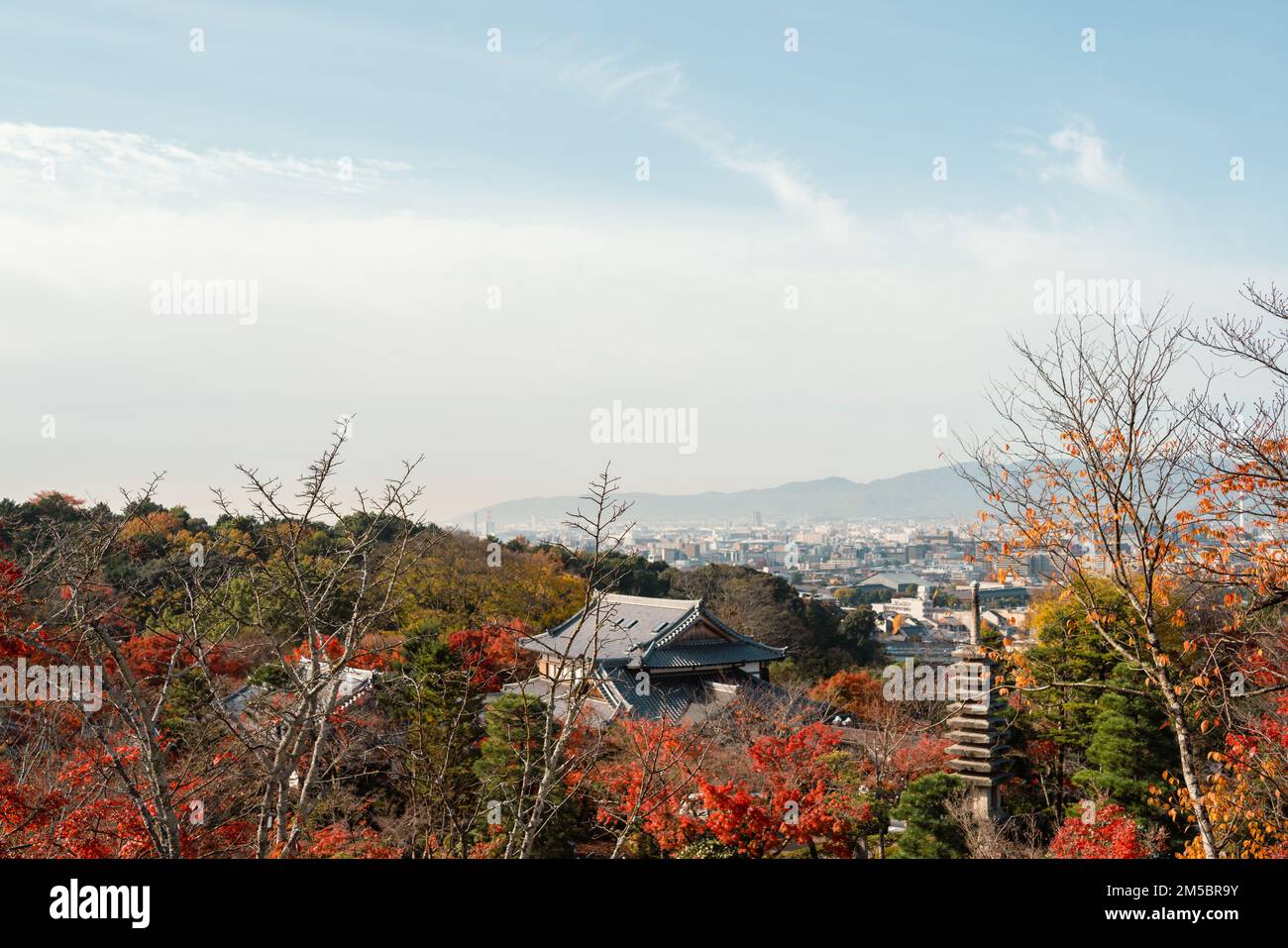 Kiyomizu-dera Temple et vue sur la ville à l'automne à Kyoto, Japon Banque D'Images