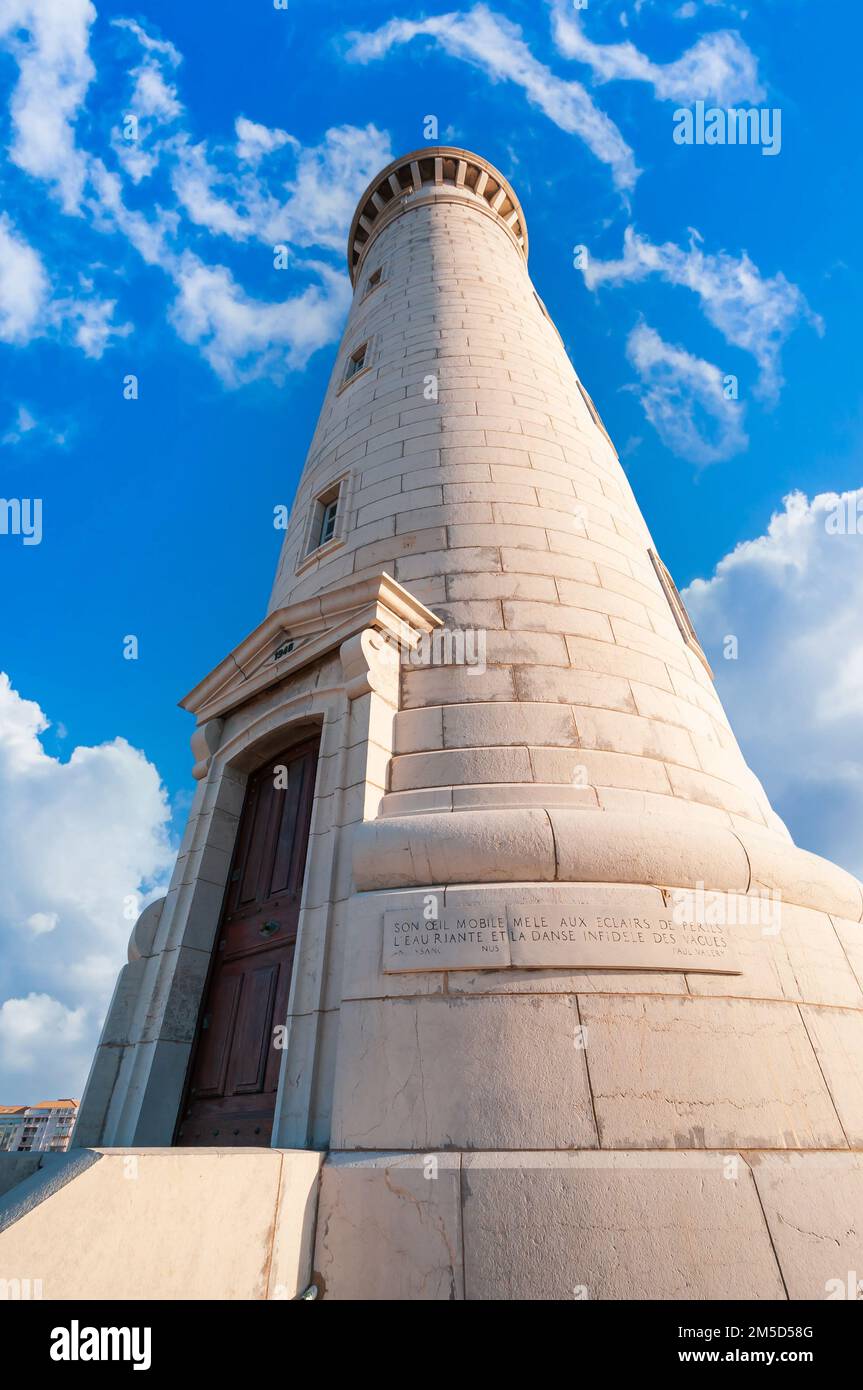 Le phare de la Môle Saint Louis à Sète, dans l'Hérault, en Occitanie, France Banque D'Images