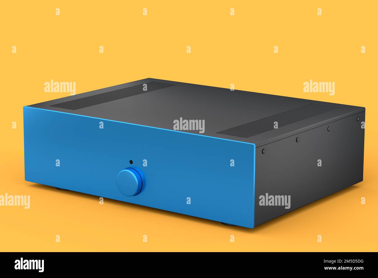 Chaîne hi-Fi avec platine et amplificateur pour Home Cinéma sur fond jaune. Banque D'Images