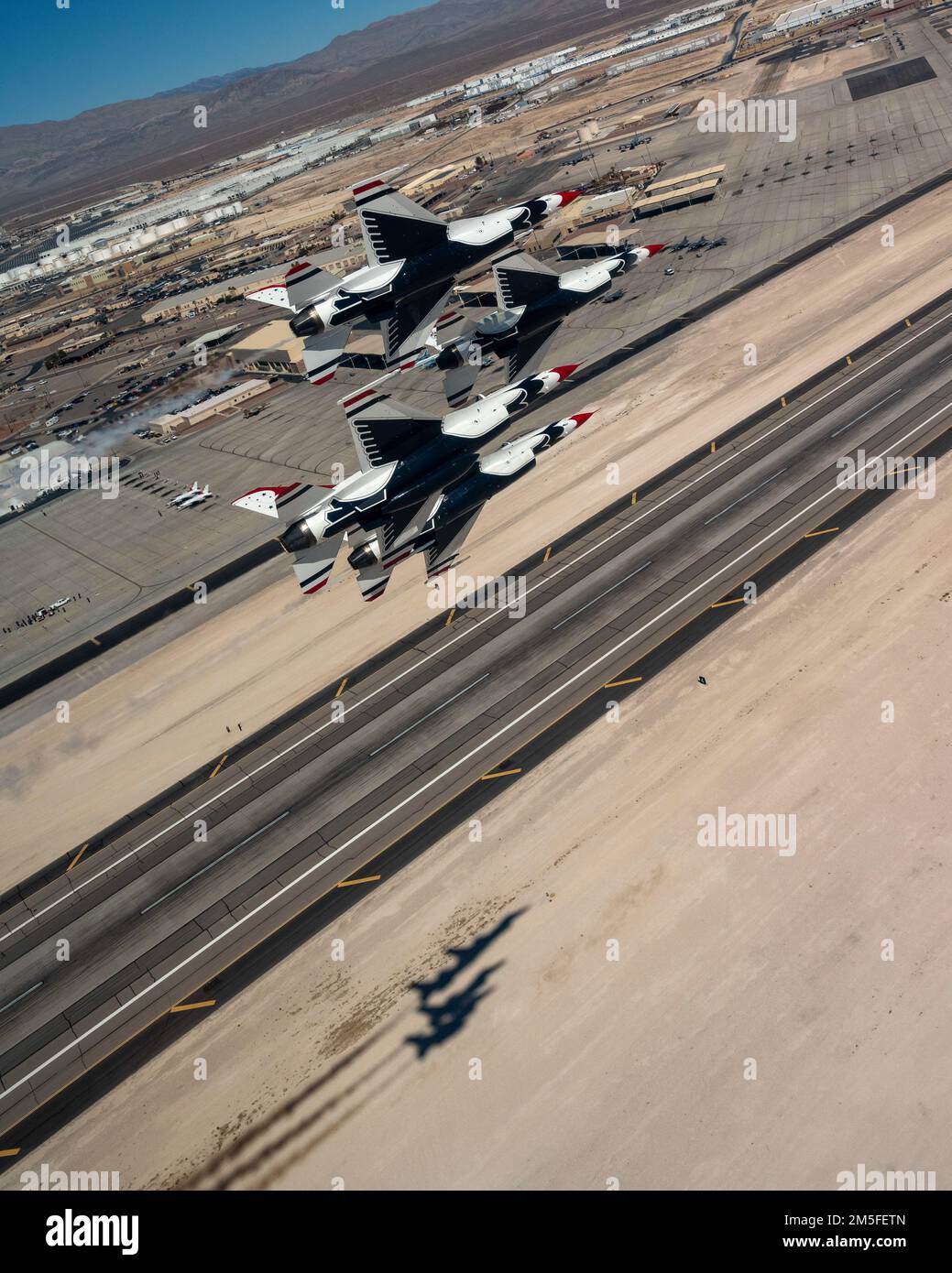 Base aérienne de nellis : 982 images, photos et images vectorielles de