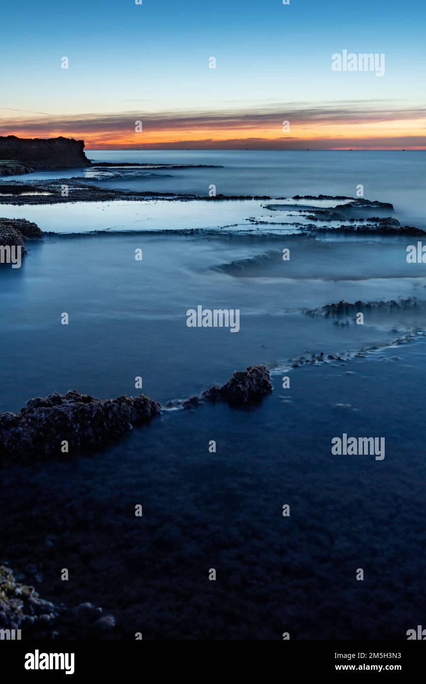 Lever du soleil à Cabo de Las Huertas, Alicante, Espagne Banque D'Images