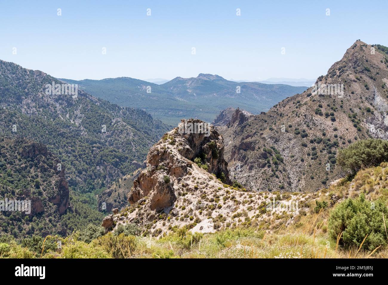 La région de randonnée de Collado Sevilla dans la chaîne de montagnes de la Sierra Nevada en Andalousie, Espagne Banque D'Images