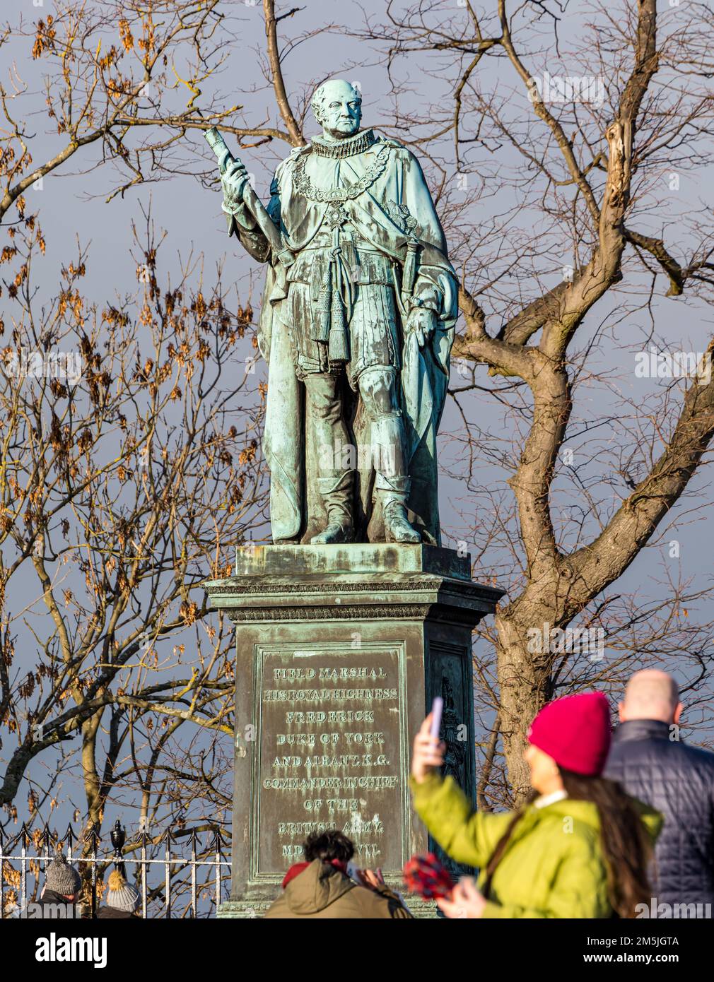 Statue en bronze du Prince Marshall de champ Frederick Duke of York et Albany, esplanade du château, Édimbourg, Écosse, Royaume-Uni Banque D'Images