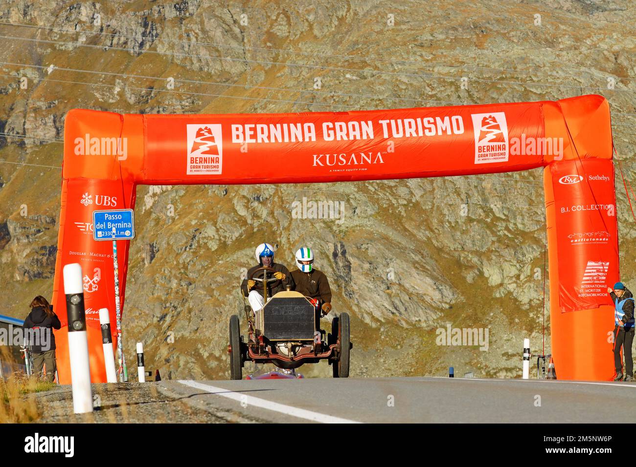 Mercedes Simplex 60 HP, à Bernina Gran Turismo colline dans le cadre de l'International automobile Weeks, St. Moritz, Engadine, Suisse Banque D'Images