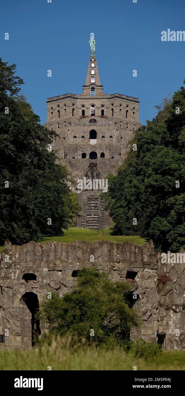 Bergpark Wilhelmshoehe avec le bâtiment Hercules, site classé au patrimoine mondial de l'UNESCO, Kassel, Hesse, Allemagne Banque D'Images