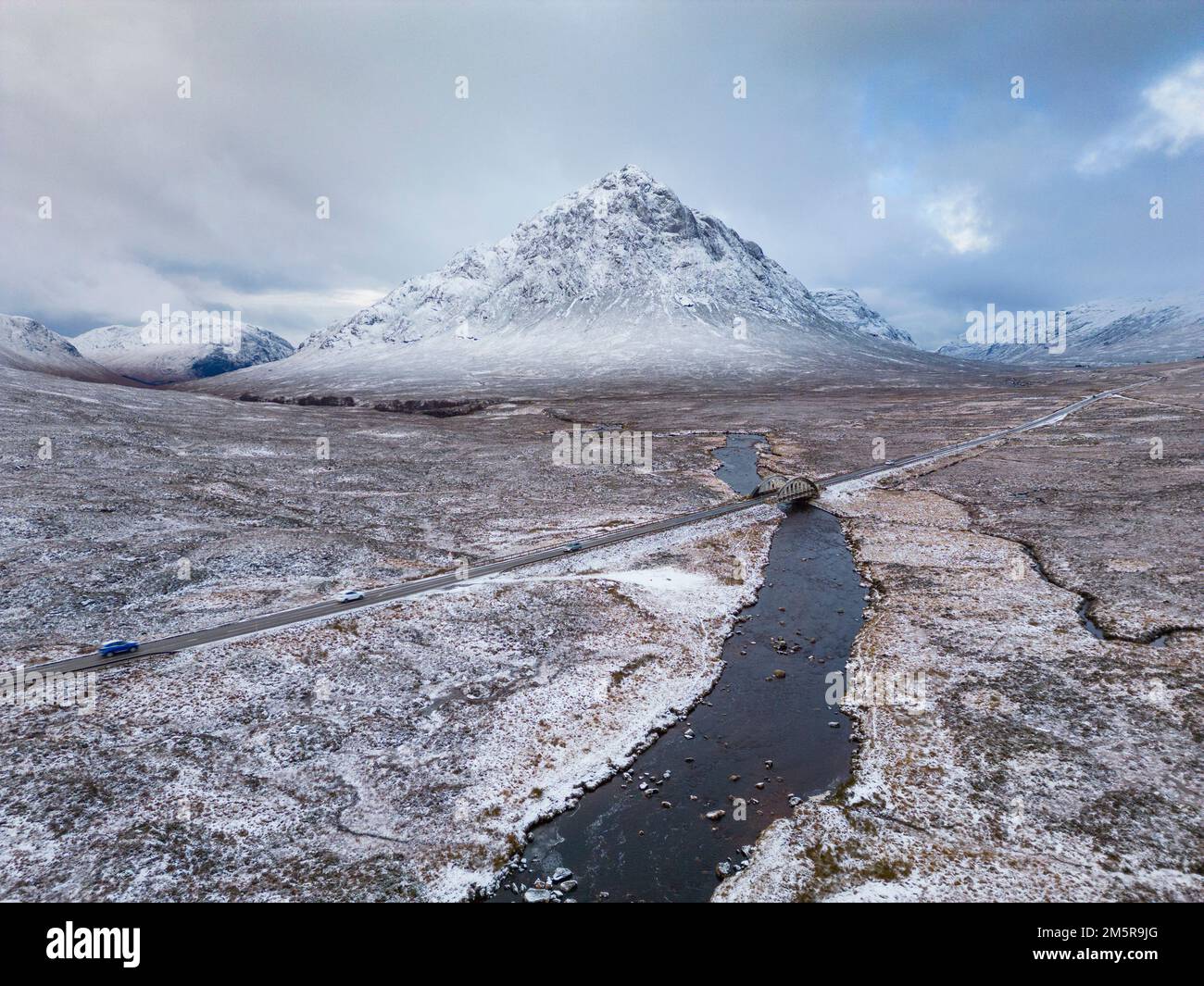 Buachaille Etive Mor Mountain à Glen COE dans la neige d'hiver, Scottish Highlands, Écosse, Royaume-Uni Banque D'Images
