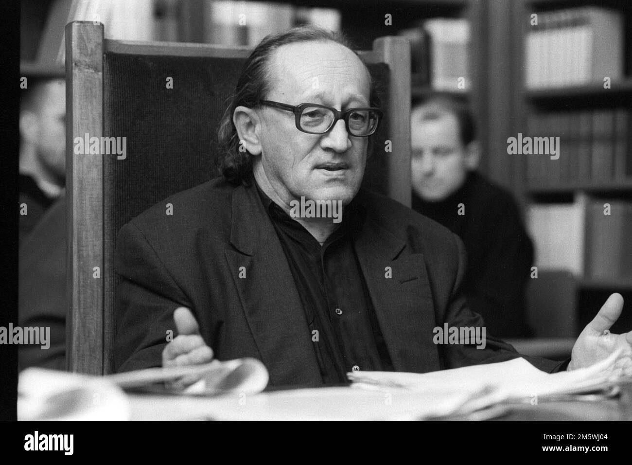 Allemagne, Berlin, 26 février 1991, conférence de presse avec le Président de l'Académie des Arts de Berlin (est) Heiner Mueller, dans le bâtiment à Banque D'Images