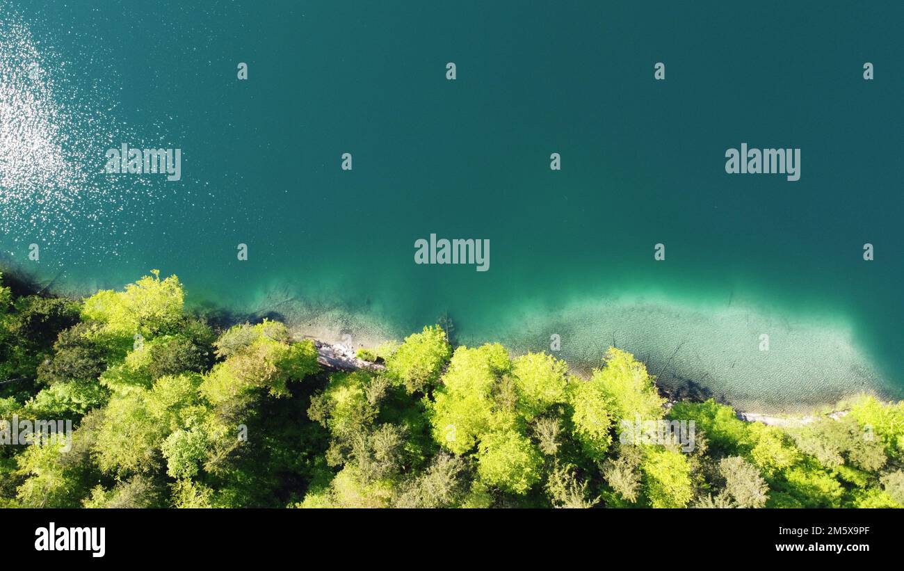 Drone lake Banque de photographies et d’images à haute résolution - Alamy