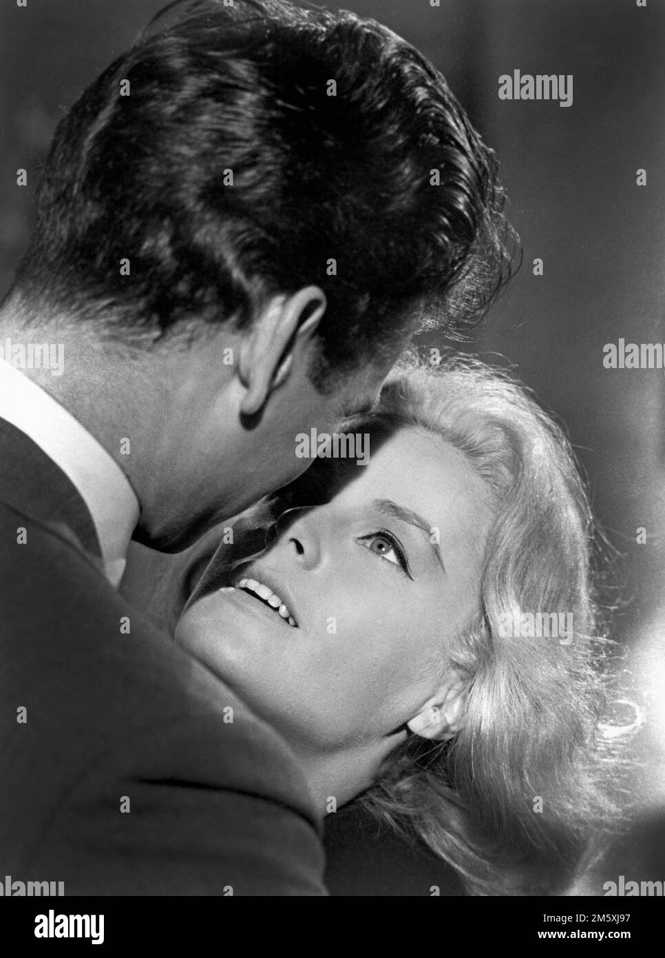 Don Murray, Diana Hyland, sur le tournage du film, « One Man's Way », United Artists, 1963 Banque D'Images