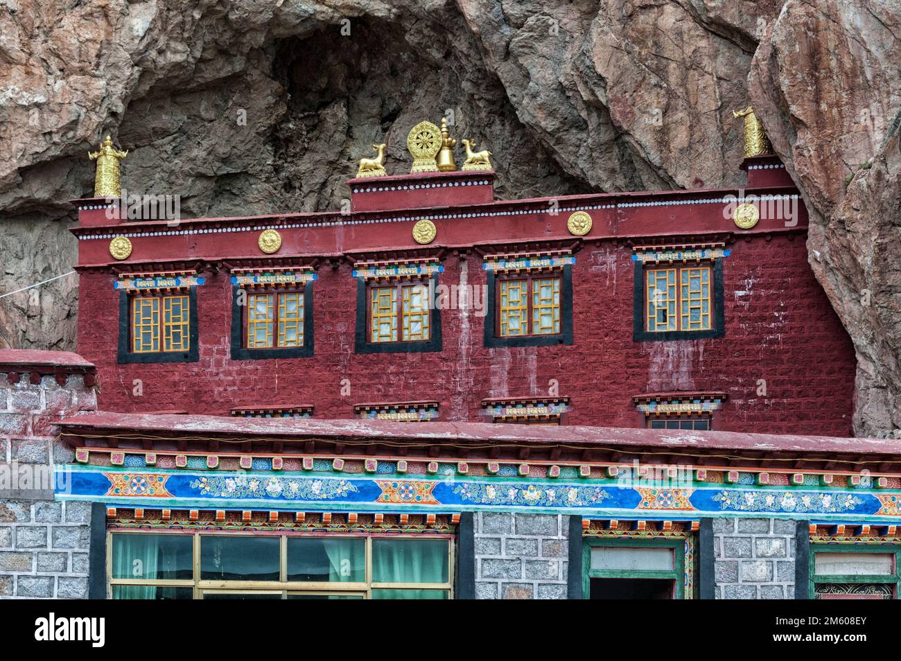 Le magnifique monastère de Tashi Dor sur le lac Nam TSO. Comté de Damxung, Lhassa, Tibet, Chine Banque D'Images