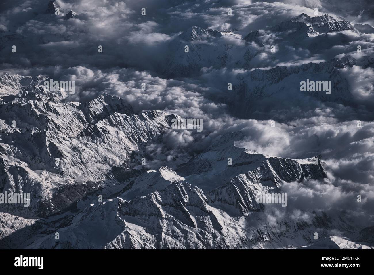 Vue panoramique sur les montagnes des Alpes Banque D'Images