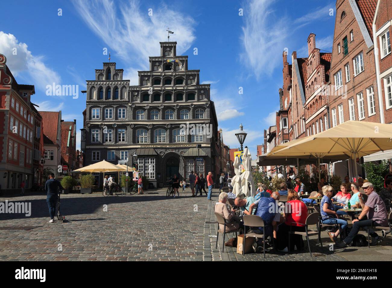 Maisons pignon à la place am Sande, Lueneburg, Lüneburg, Basse-Saxe, Allemagne Banque D'Images