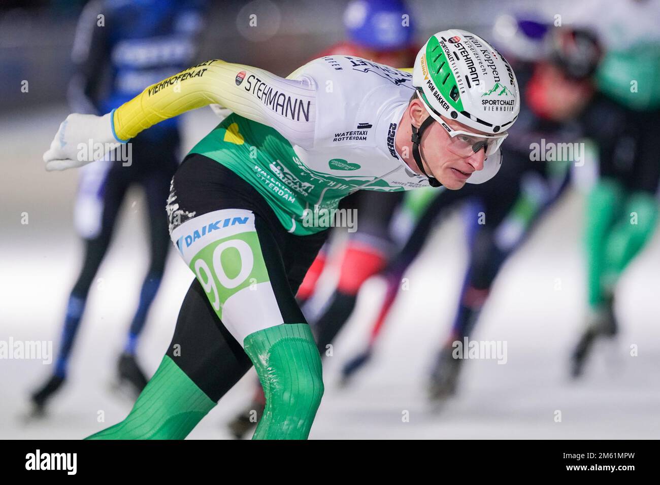 AMSTERDAM, PAYS-BAS - JANVIER 1 : Christiaan Hoekstra de l'équipe Sportchaletviehhofen.at lors des championnats nationaux de patinage de vitesse au marathon de Jaap Eden IJsbaan sur 1 janvier 2023 à Amsterdam, pays-Bas (photo d'Andre Weening/Orange Pictures) Banque D'Images