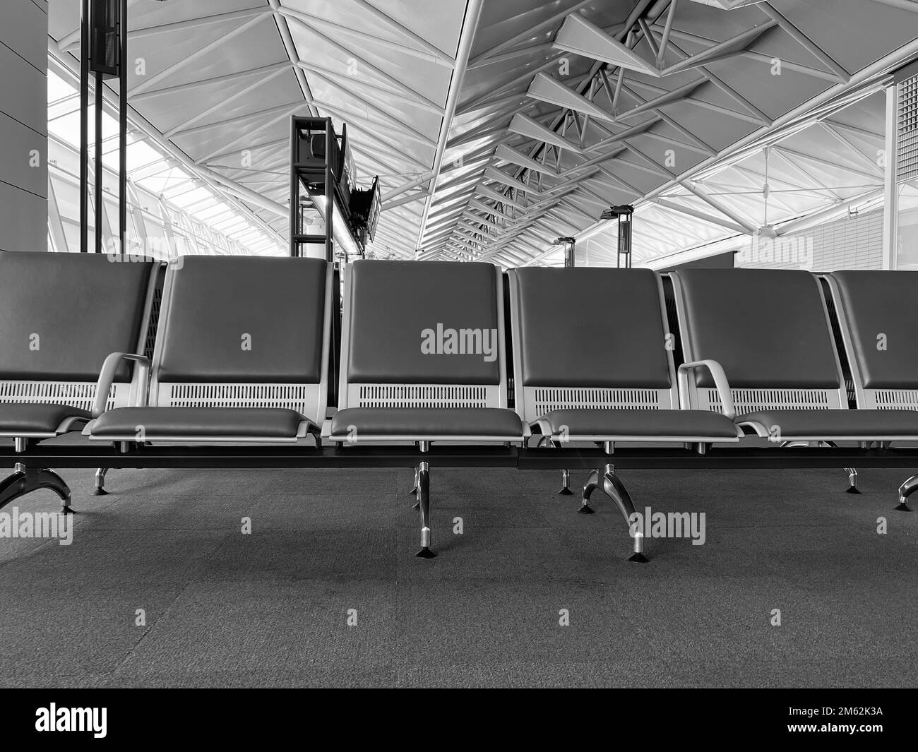 Rangée de sièges vides sur l'aéroport de Nagoya Banque D'Images