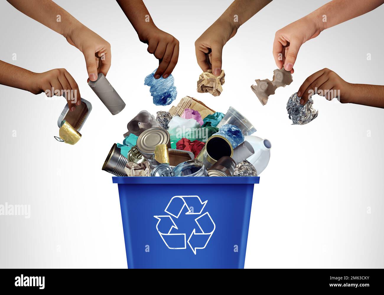 Recyclage communautaire comme bac de recyclage bleu pour recycler les déchets et les déchets comme gestion des articles réutilisables comme vieux papier verre métal et plastique jeté Banque D'Images