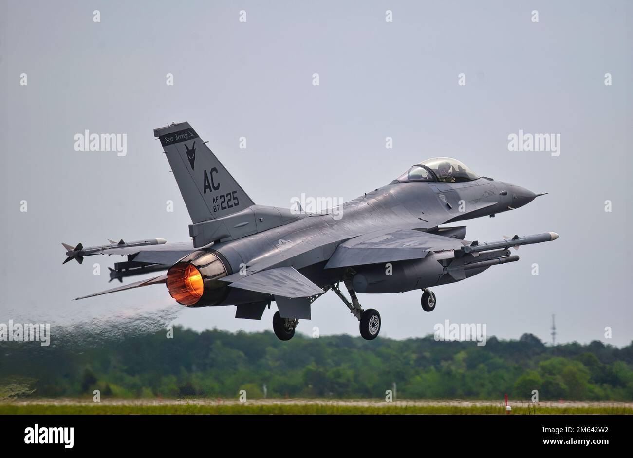 F-16C Faucon de combat. Amélioration numérique à partir d'une image de domaine public. Banque D'Images