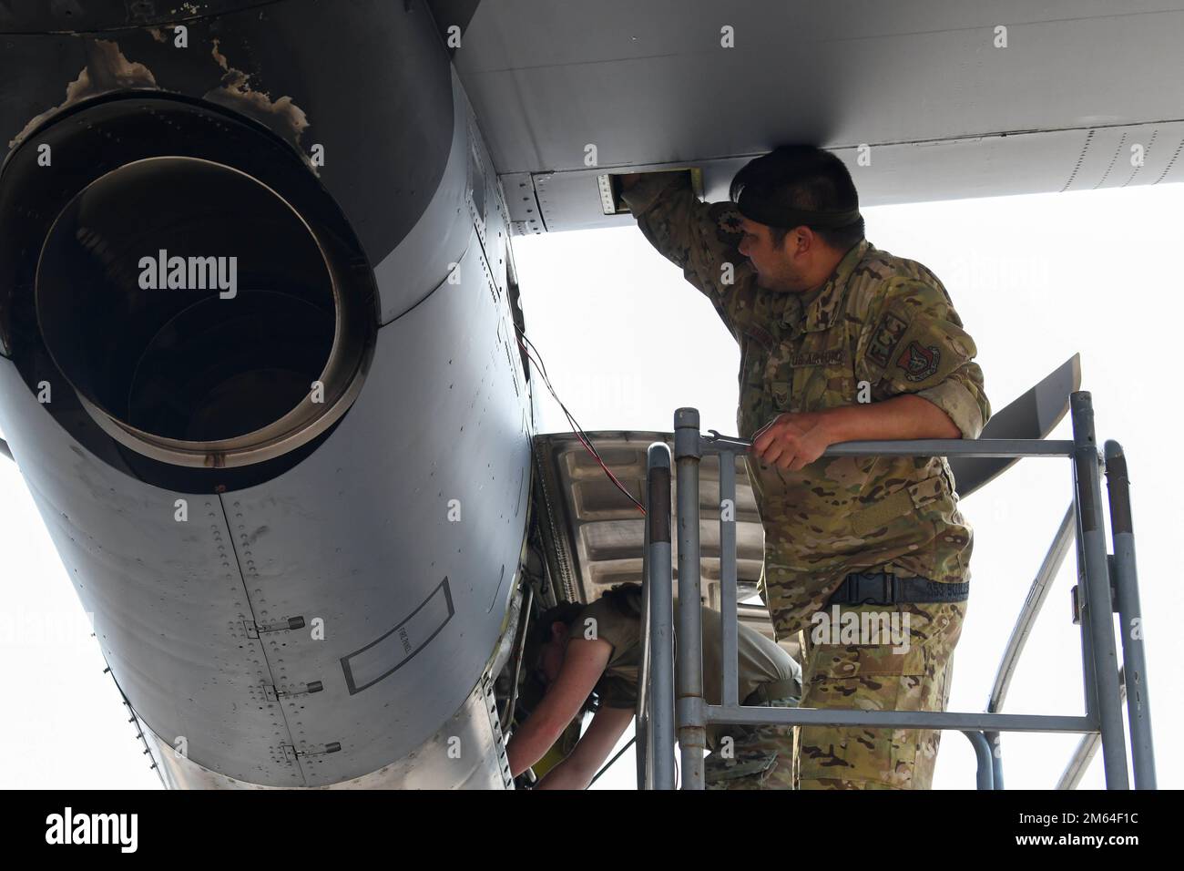 Sgt. Bobby Khamphoumy, 374th Groupe de maintenance C-130J Chef de l ...