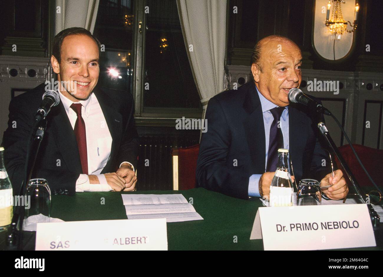 PRINCE ALBERT Monaco et Primo Nebiolo Président de la fédération internationale d'athlétisme Primo Nebiolo à Stockholm 1992 Banque D'Images