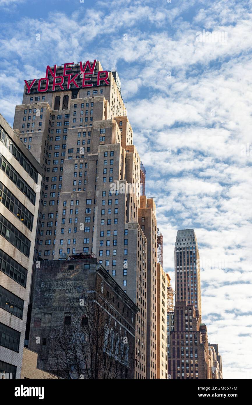 L'hôtel New Yorker sur 8th. Avenue construite en 1929, célèbre pour son bâtiment de style Art déco. NYC, ETATS-UNIS Banque D'Images