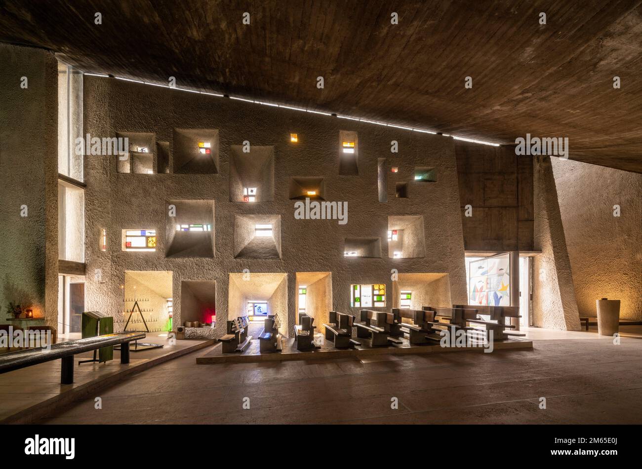 Ronchamp, Chapelle notre-Dame-du-Haut de Ronchamp, 1950-1955 von le Corbusier erbaut, Innenraum Banque D'Images