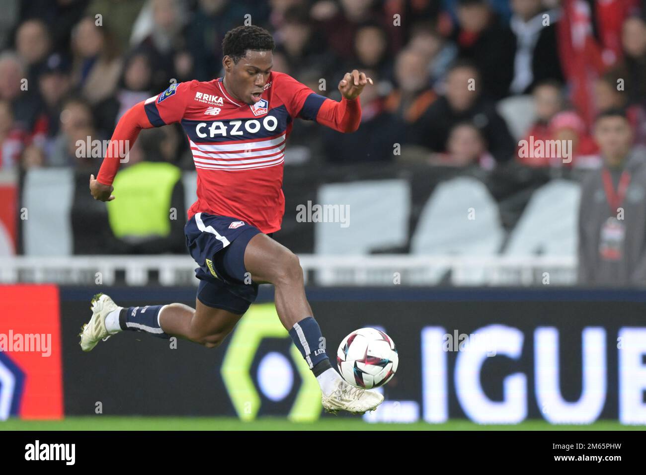 LILLE - Jonathan David du LOSC Lille pendant le match de la Ligue française 1 entre l'OSC de Lille et le Stade de Reims au stade Pierre-Mauroy sur 2 janvier 2022 à Lille, France. AP | hauteur néerlandaise | Gerrit van Cologne Banque D'Images