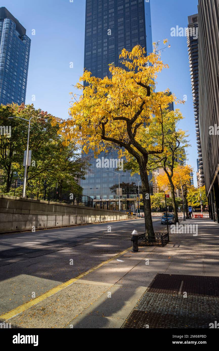 Trump World Tower, un immeuble résidentiel en copropriété situé dans le quartier de Turtle Bay à Midtown Manhattan, 1st avenue, Midtown Manhattan, New York CIT Banque D'Images