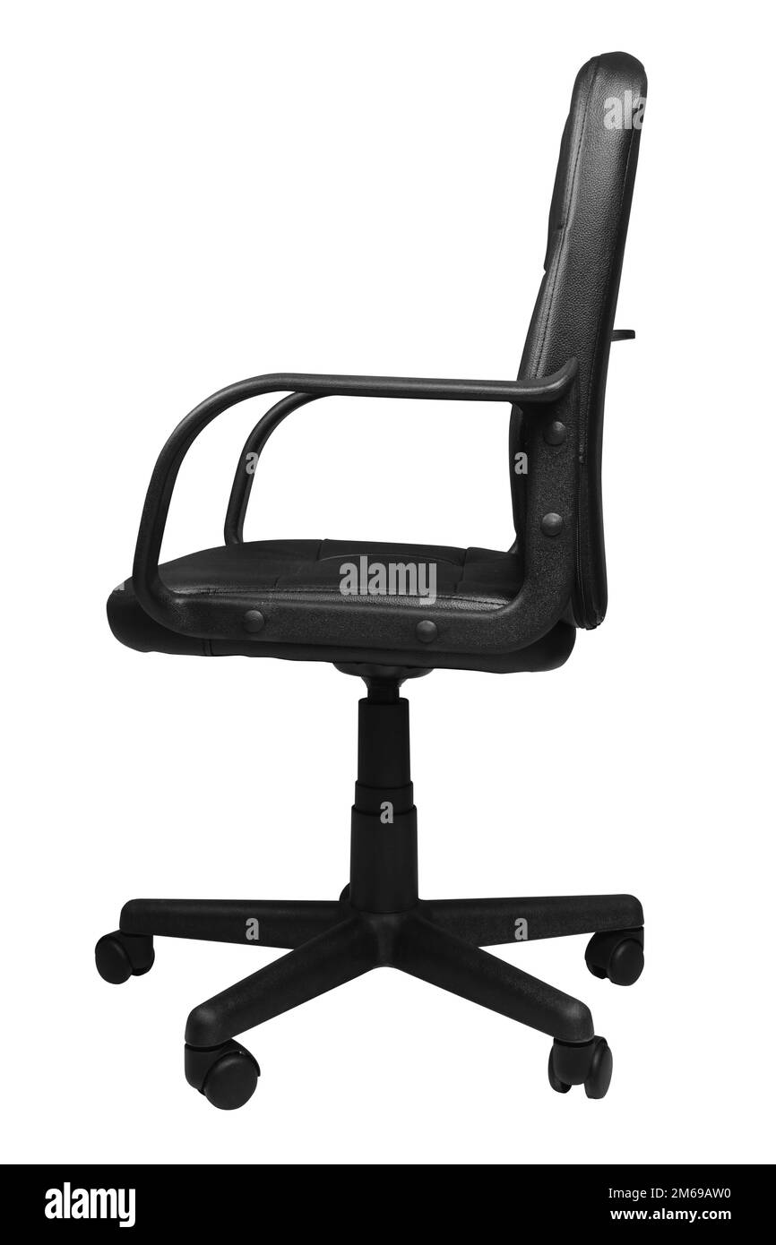 Chaise de bureau en cuir isolée sur fond blanc Banque D'Images
