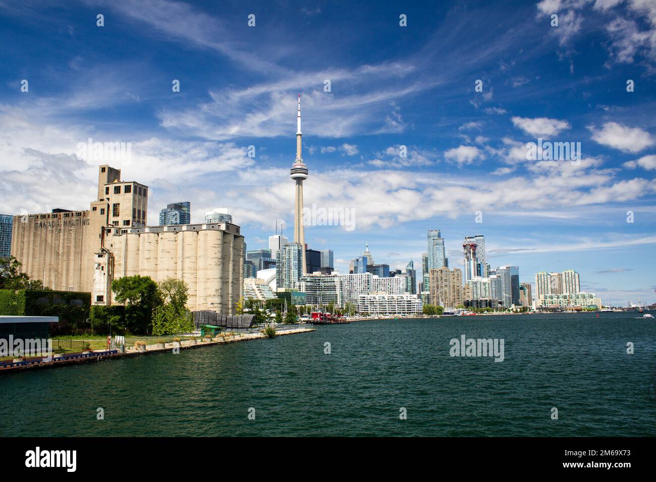 Vue panoramique de la ville de Toronto depuis le ferry Banque D'Images