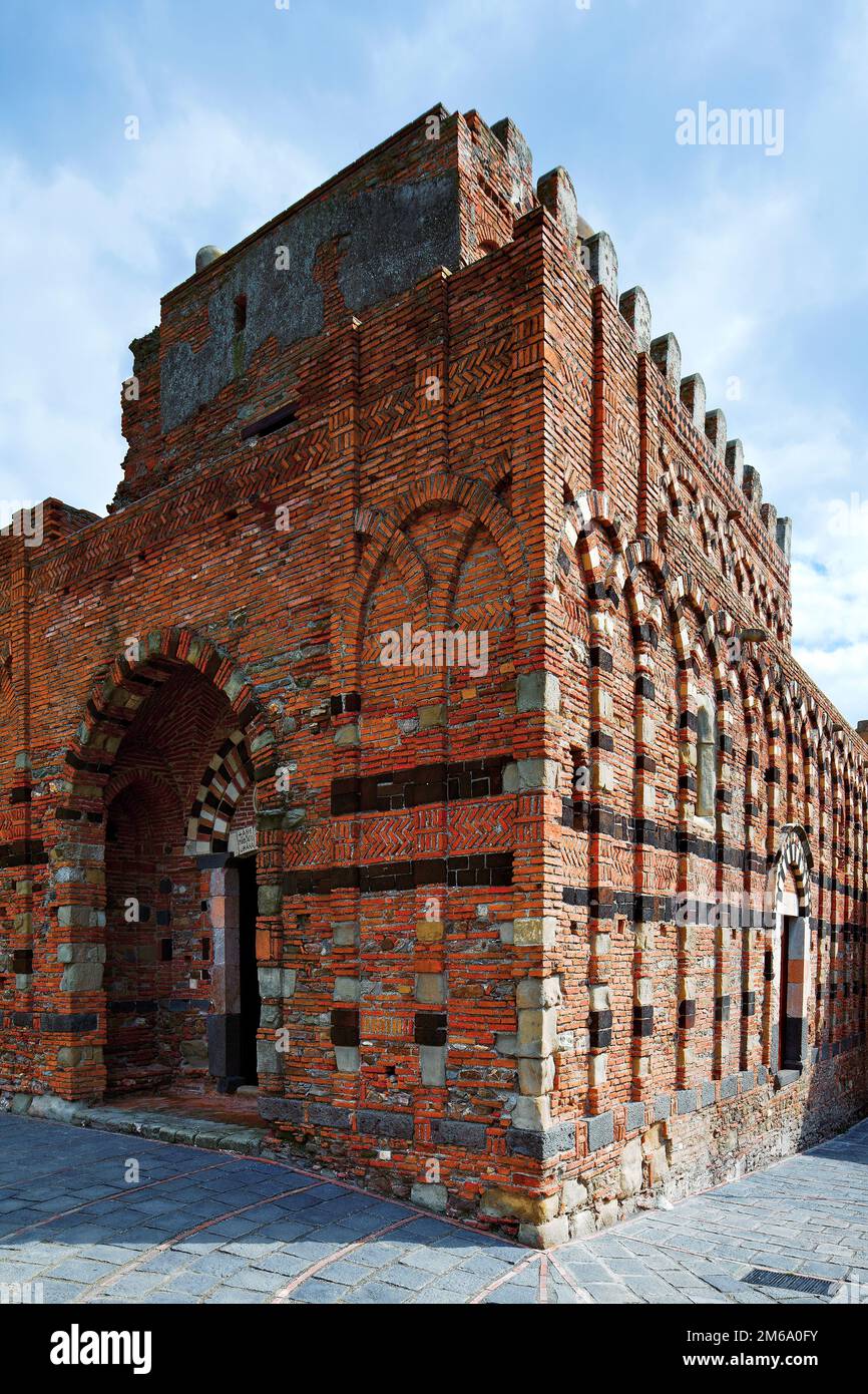 Roman Basilika Santi Pietro e Paolo di Agro, Casalvicchio Siculo, Sizilien, Italie Banque D'Images