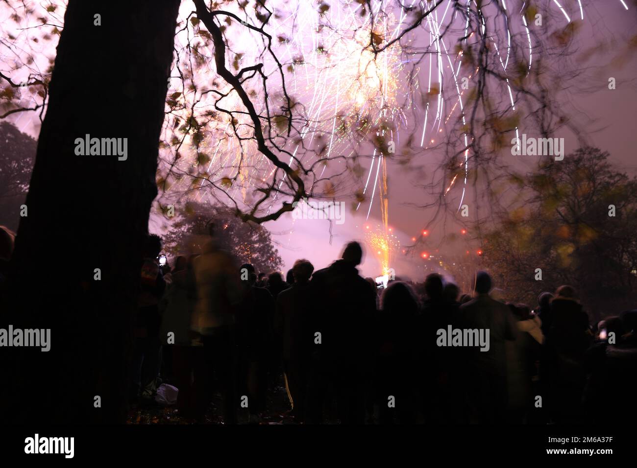 Feu d'artifice au palais Alexandra sur 5 novembre 2022, au nord de Londres, Royaume-Uni Banque D'Images