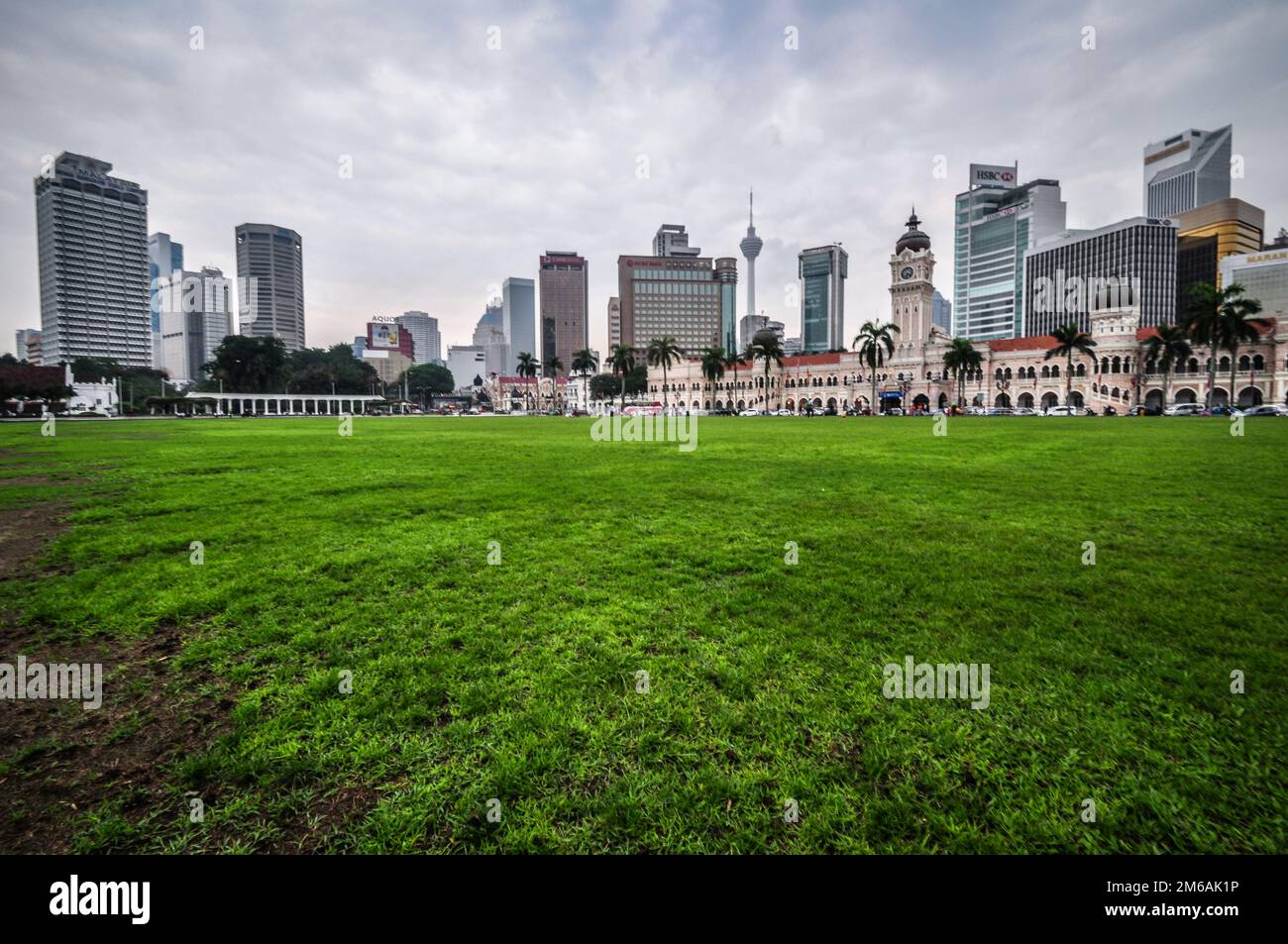 Gratte-ciel de la ville de Malaisie avec de célèbres bâtiments, tours et gratte-ciel à Kuala Lumpur Banque D'Images