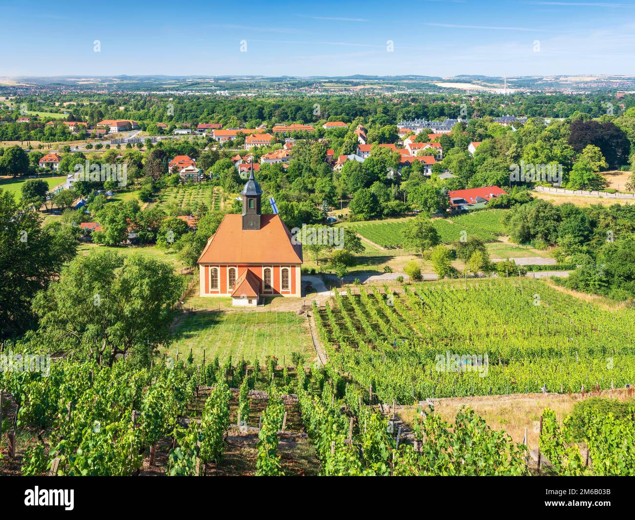 Vignoble église 'Zum Heiligen Geist', village baroque église dans les vignobles de Pillnitz dans la vallée de l'Elbe, Dresde, Saxe, Allemagne Banque D'Images