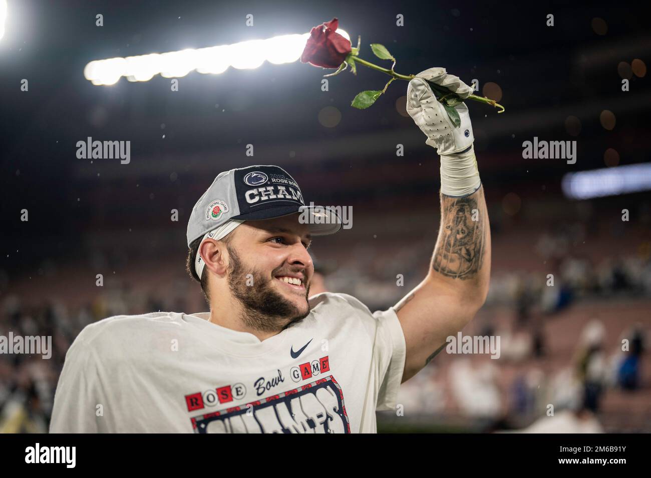 Penn State Nittany Lions linebacker Cody Romano (48) après le match de football du Rose Bowl de 109th contre les Utah Utes, lundi, 2 janvier 2023, au R Banque D'Images