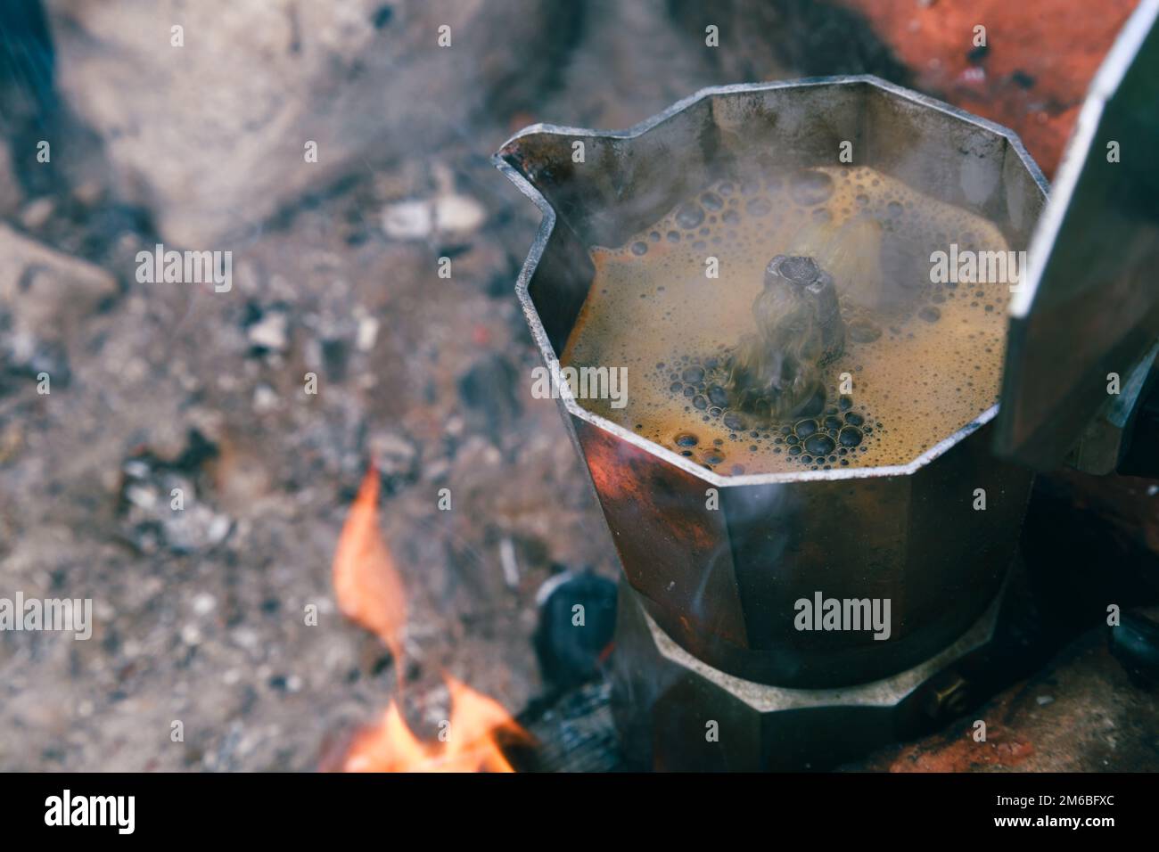 Café sur les charbons Banque D'Images