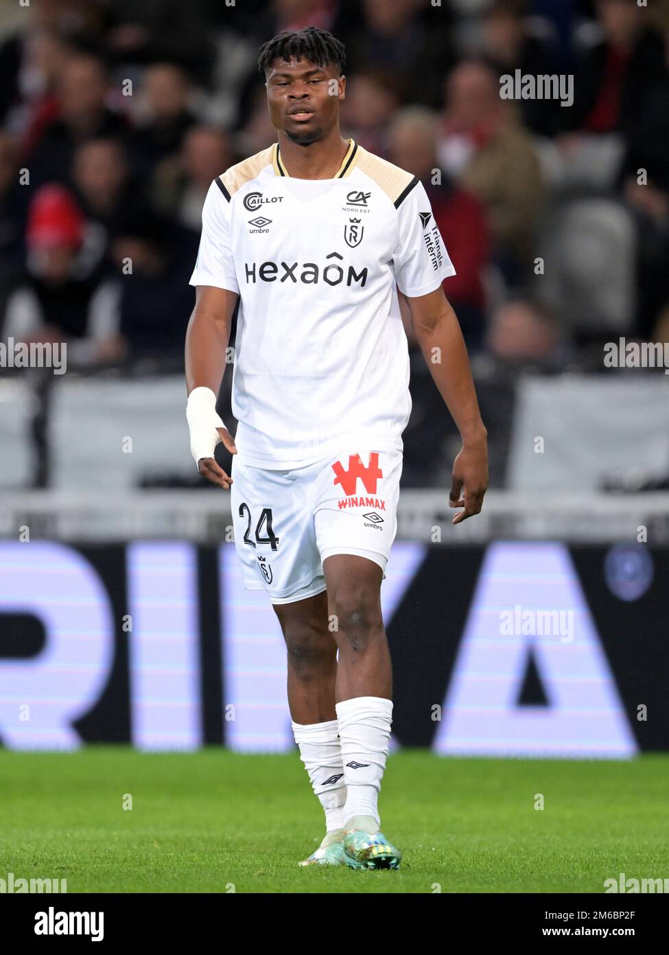 LILLE - Emmanuel Agbadou du Stade Reims lors du match de la Ligue française 1 entre Lille OSC et le Stade de Reims au stade Pierre-Mauroy sur 2 janvier 2022 à Lille, France. AP | hauteur néerlandaise | Gerrit van Cologne Banque D'Images