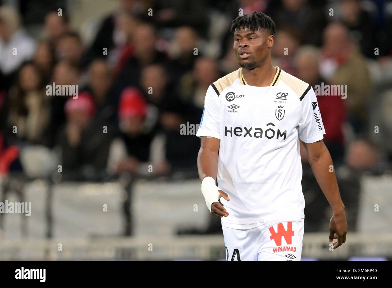LILLE - Emmanuel Agbadou du Stade Reims lors du match de la Ligue française 1 entre Lille OSC et le Stade de Reims au stade Pierre-Mauroy sur 2 janvier 2022 à Lille, France. AP | hauteur néerlandaise | Gerrit van Cologne Banque D'Images