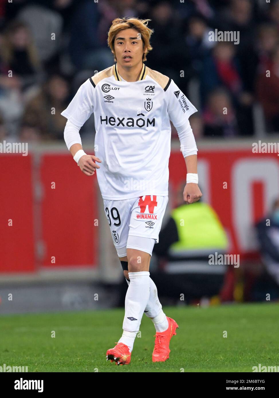 LILLE - Junya Ito du Stade Reims pendant le match de la Ligue française 1 entre Lille OSC et Stade de Reims au stade Pierre-Mauroy sur 2 janvier 2022 à Lille, France. AP | hauteur néerlandaise | Gerrit van Cologne Banque D'Images